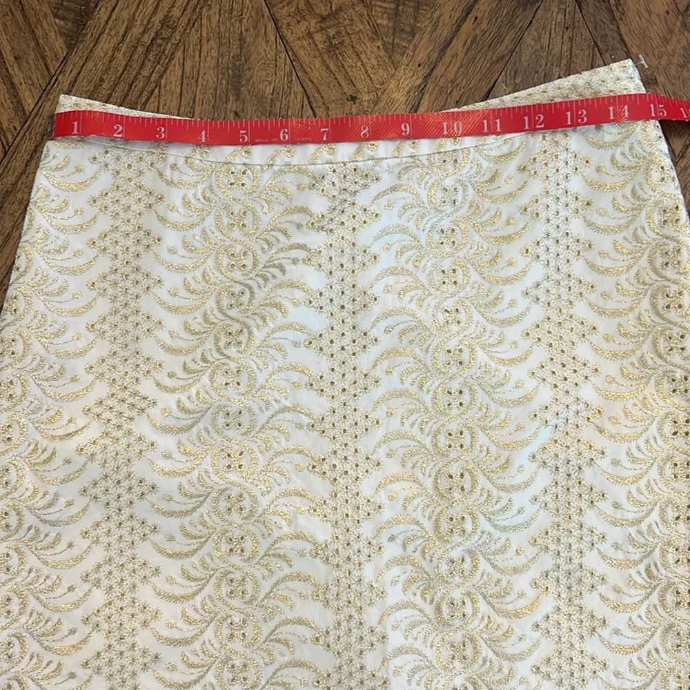 BANANA REPUBLIC Gold Embroidered White Mini Skirt, Fully Lined, Side Zip, Size 4